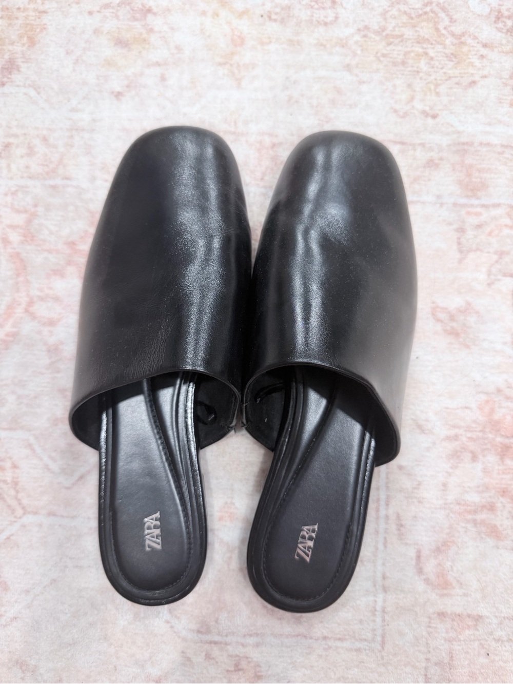 100% leather Black Square-Toe Slip-On Mules
